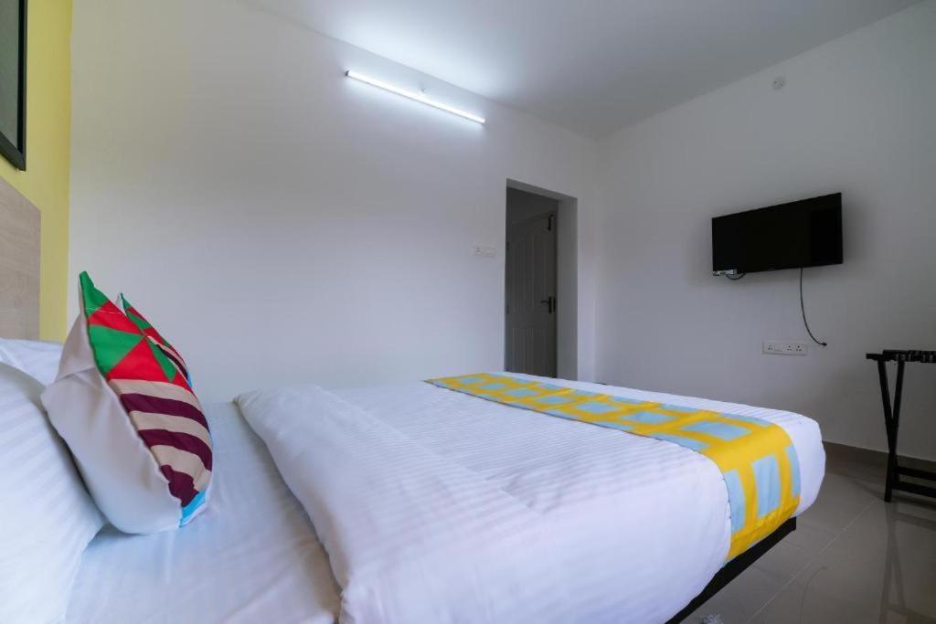Flamingo Suites Kochi Luaran gambar