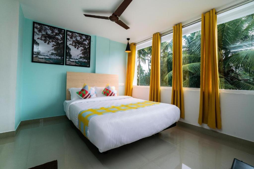 Flamingo Suites Kochi Luaran gambar